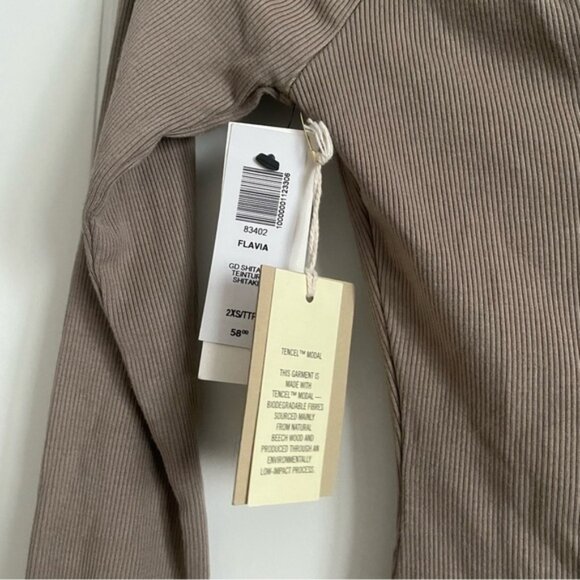 Aritzia Wilfred Notch Neck Body Suit - Picture 4 of 5
